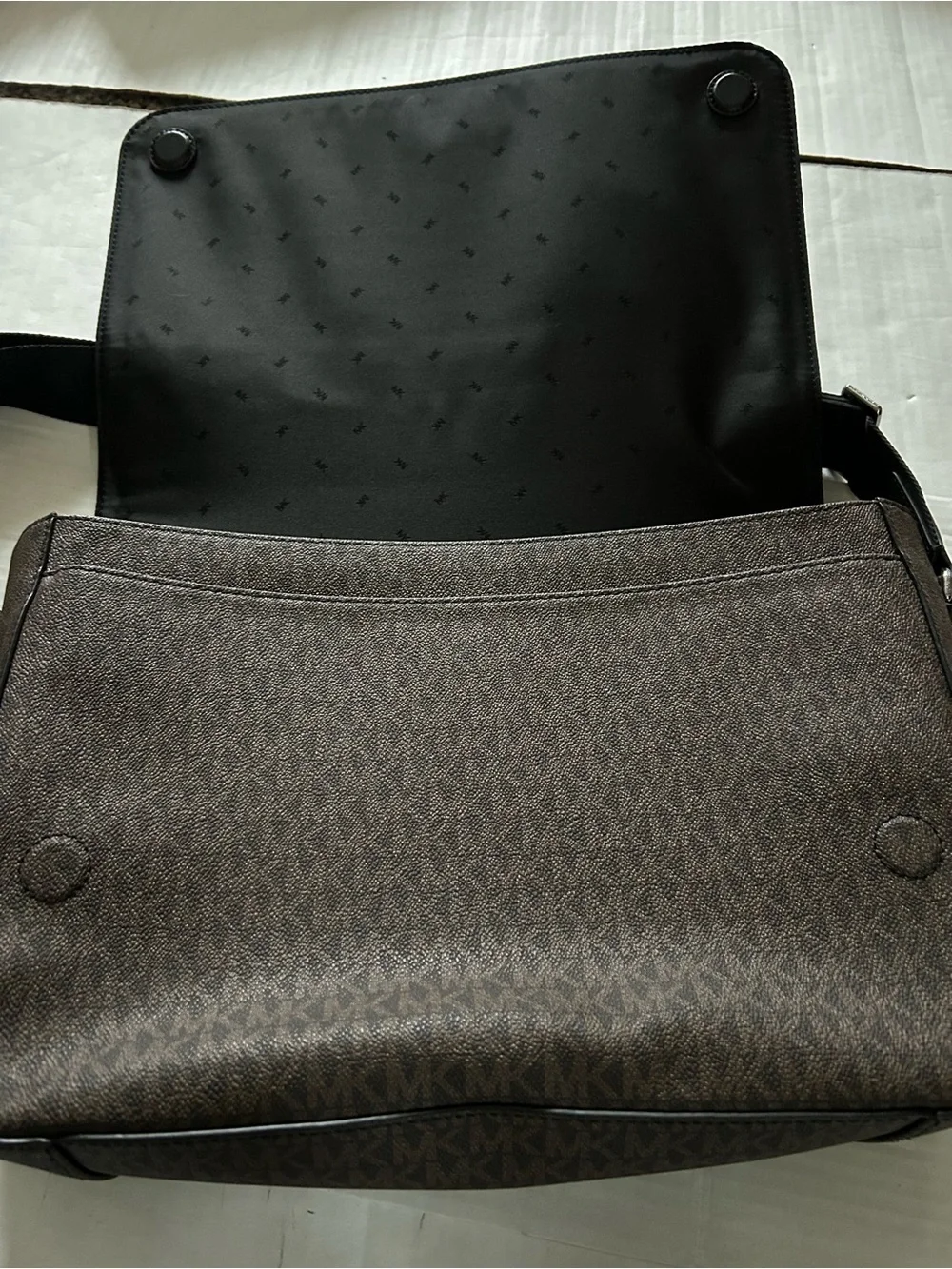 Michael Kors Signature Logo Messenger Crossbody Bag for Men